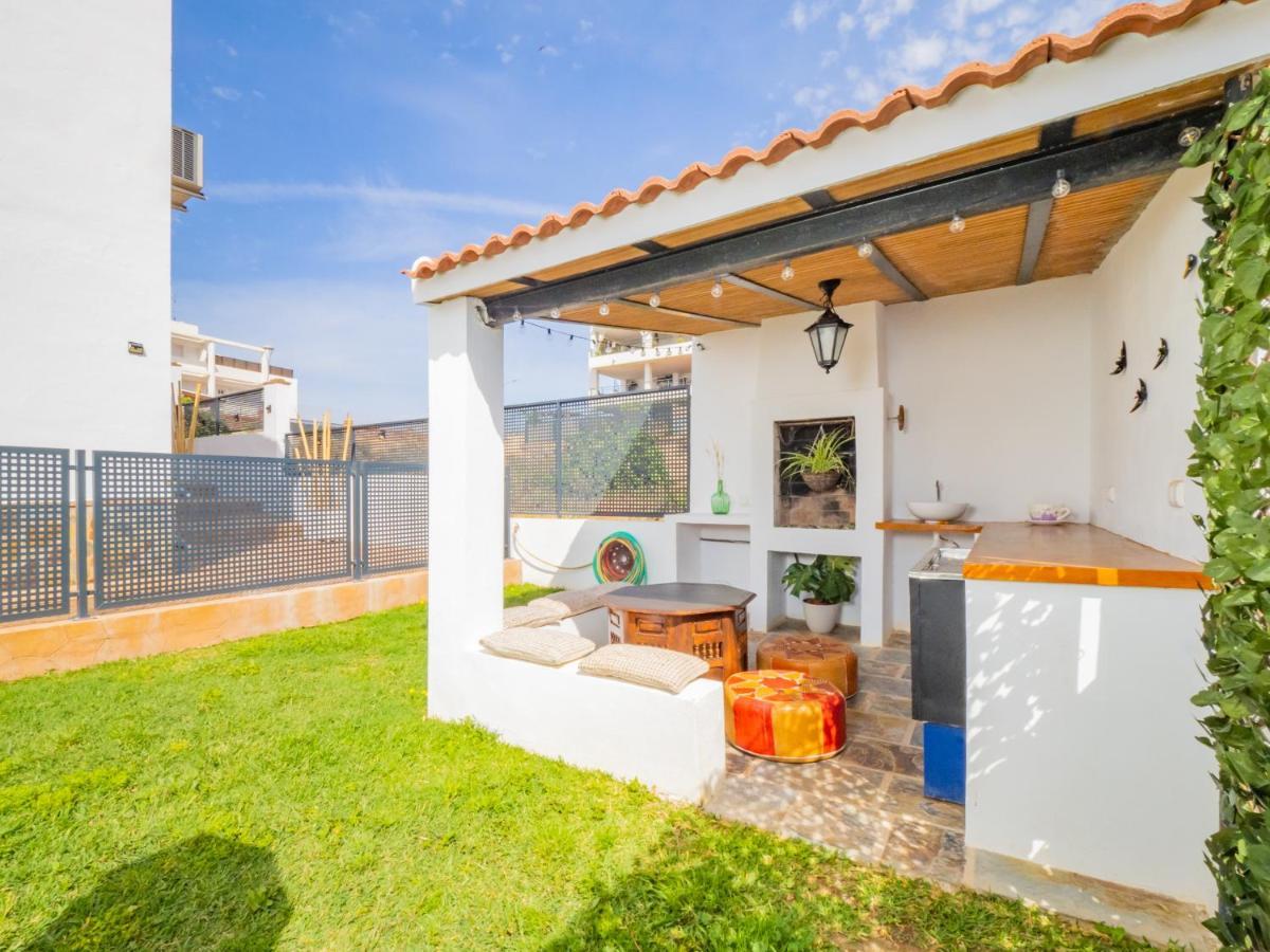 Cubo'S Hostal William'S Sunny 1 With Breakfast Torre de Benagalbon Esterno foto