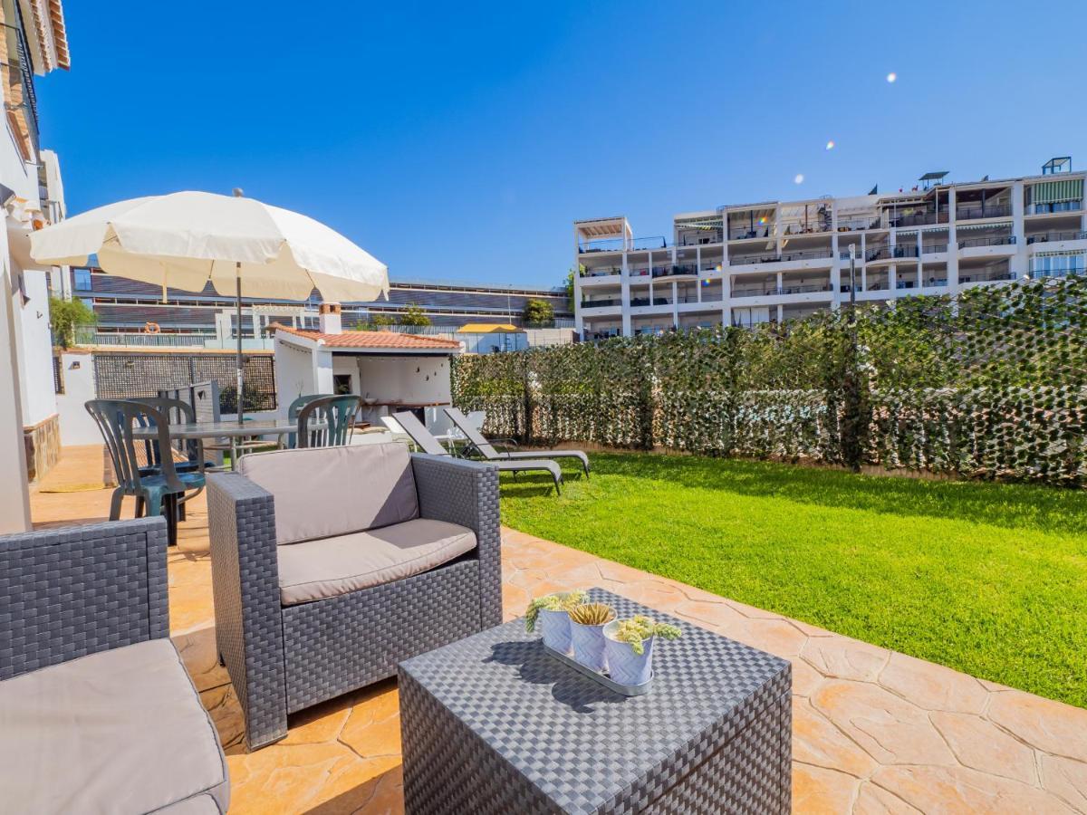 Cubo'S Hostal William'S Sunny 1 With Breakfast Torre de Benagalbon Esterno foto